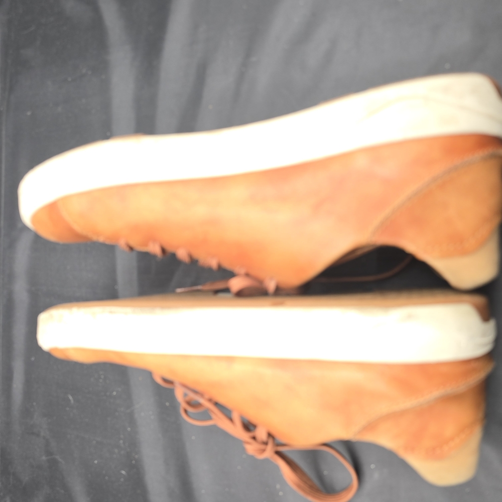 OluKai‎ Men's Loafers in Tan and Cream